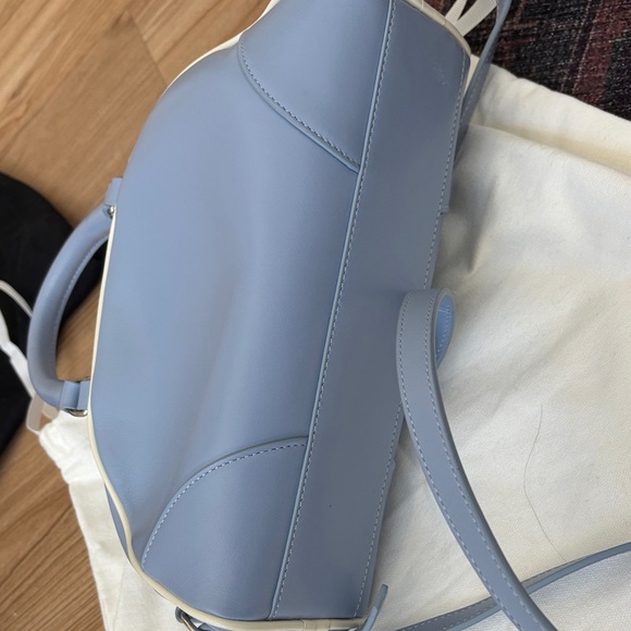 Excellent Condition Reformation Mini Claudia Bag in Light Blue - Picture 4 of 10